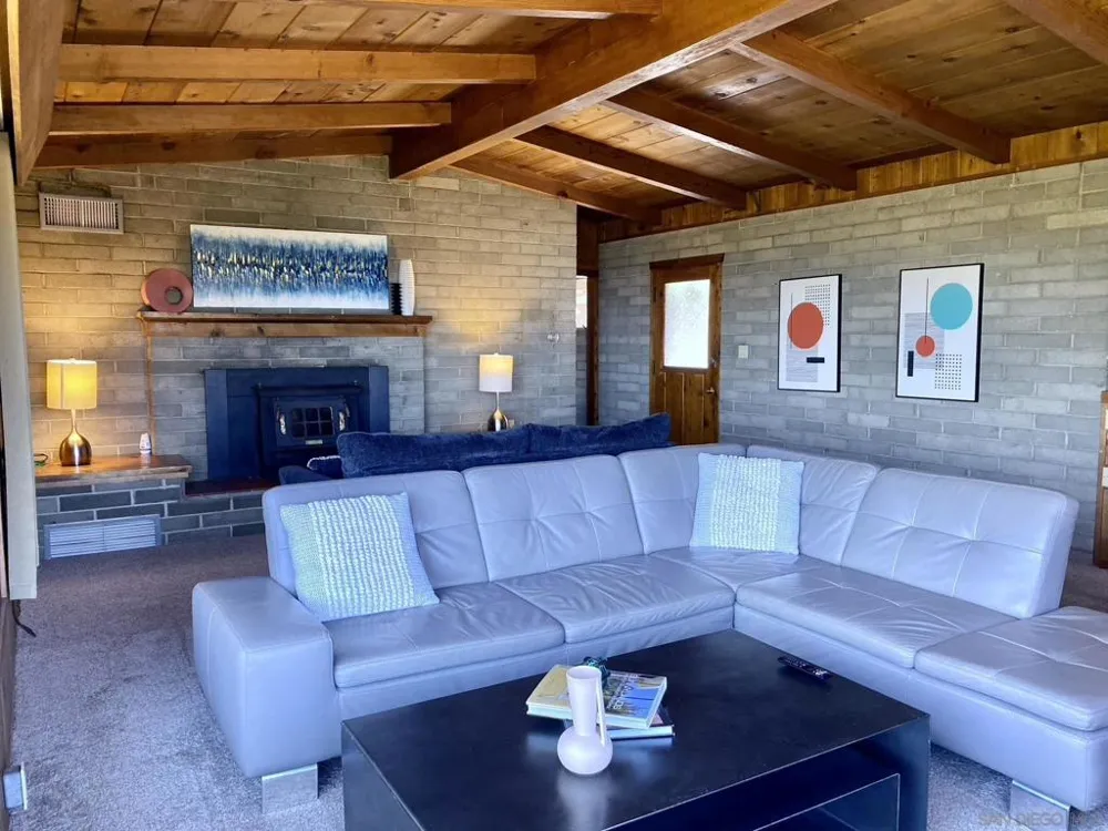 422 Culebra St. Del Mar, CA 92014