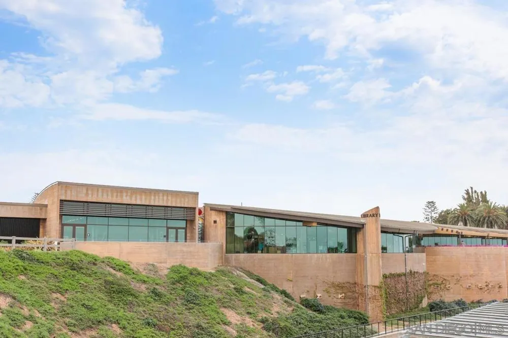 522 4TH STREET #A Encinitas, CA 92024