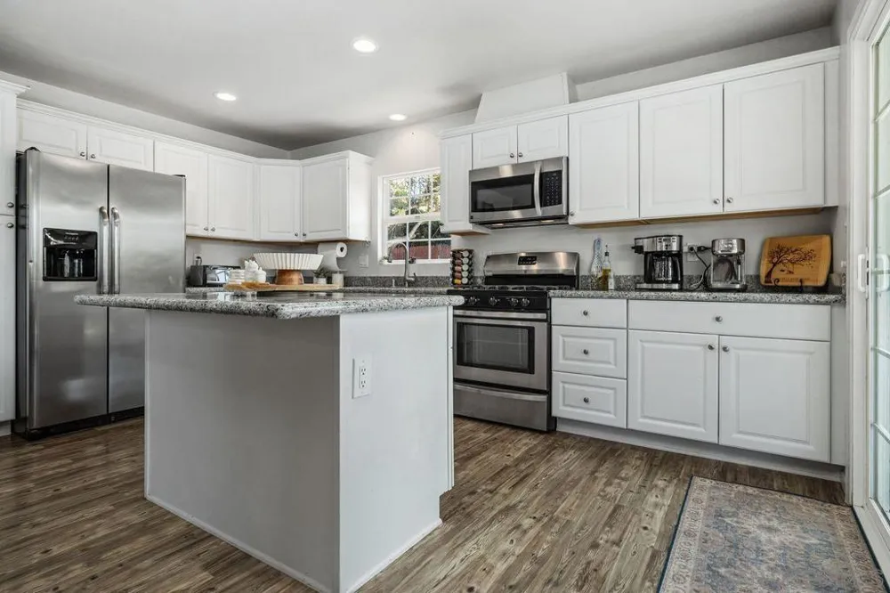 13922 Frame Road Poway, CA 92064