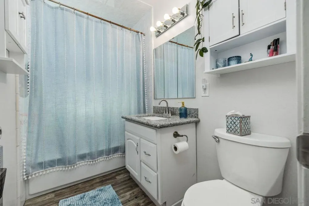 13922 Frame Road Poway, CA 92064