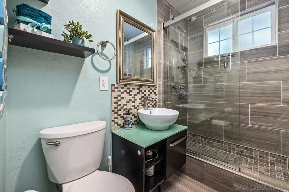 13922 Frame Road Poway, CA 92064