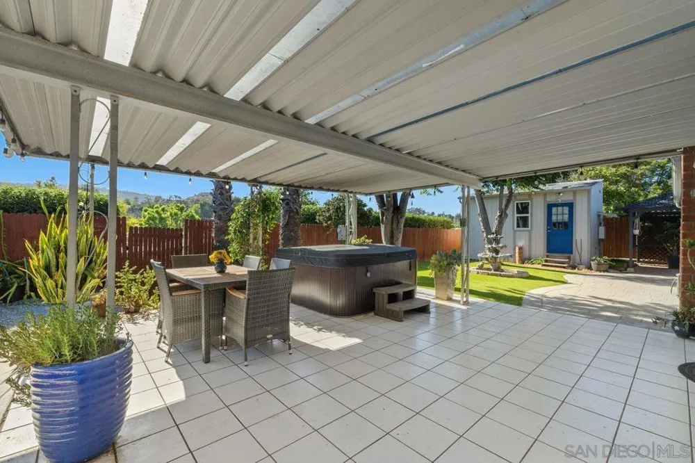 13922 Frame Road Poway, CA 92064