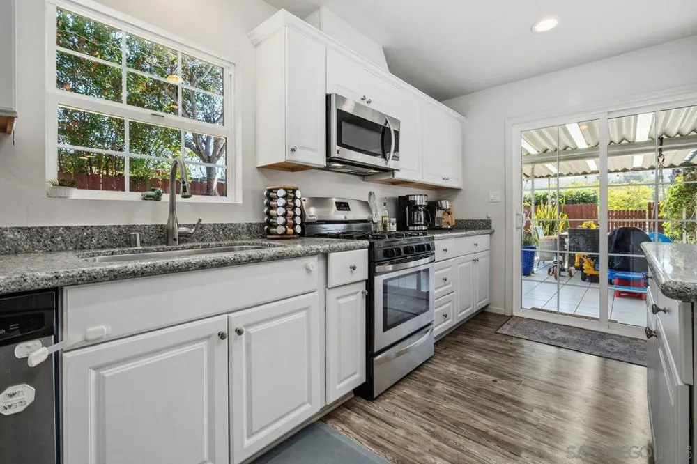 13922 Frame Road Poway, CA 92064