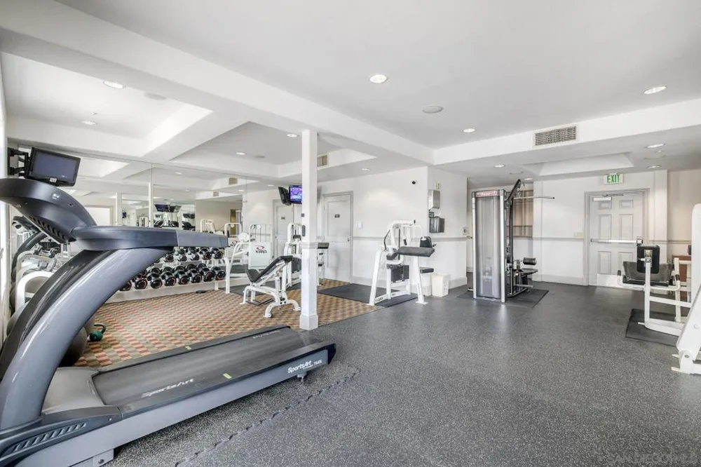 4175 Executive Dr #G205 La Jolla, CA 92037