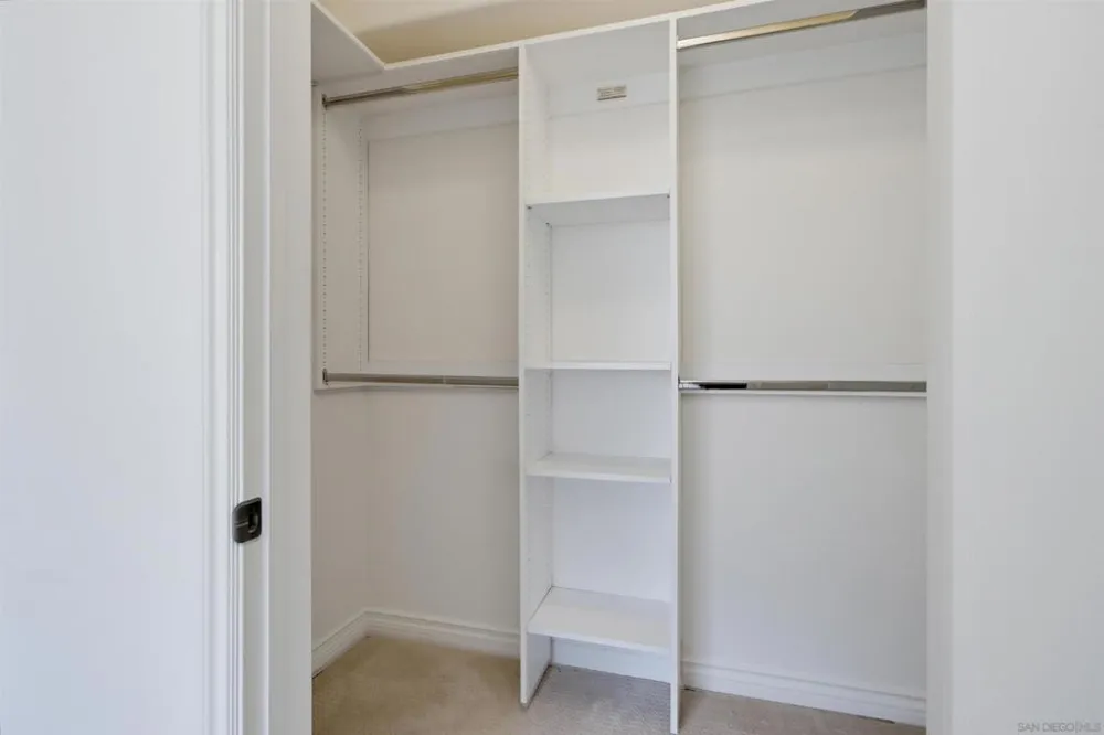 4175 Executive Dr #G205 La Jolla, CA 92037