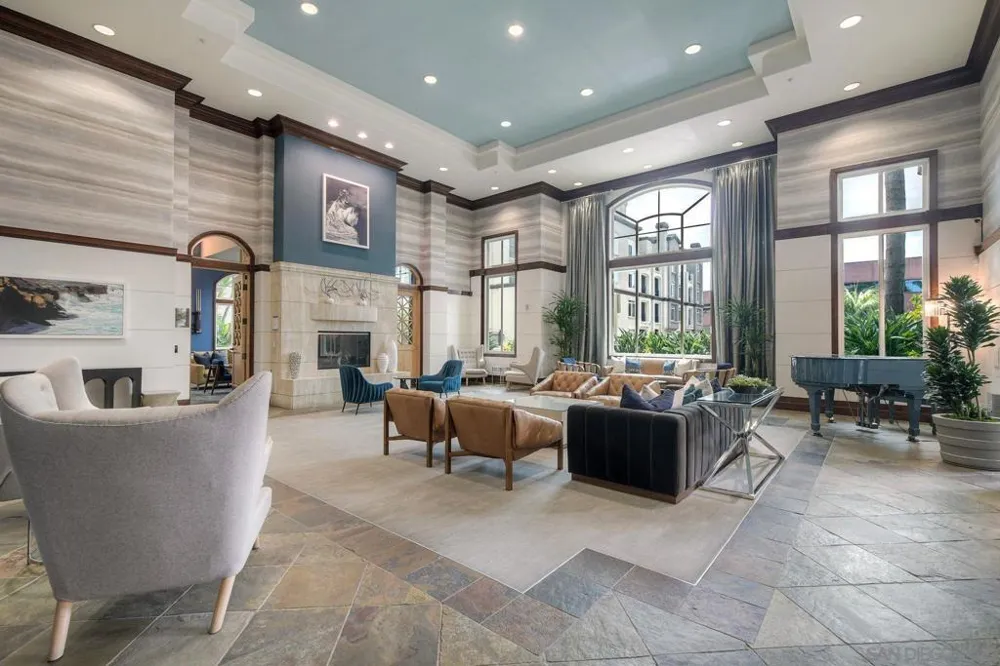 4175 Executive Dr #G205 La Jolla, CA 92037