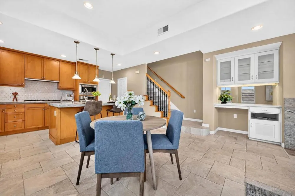 2985 Farragut Rd San Diego, CA 92106