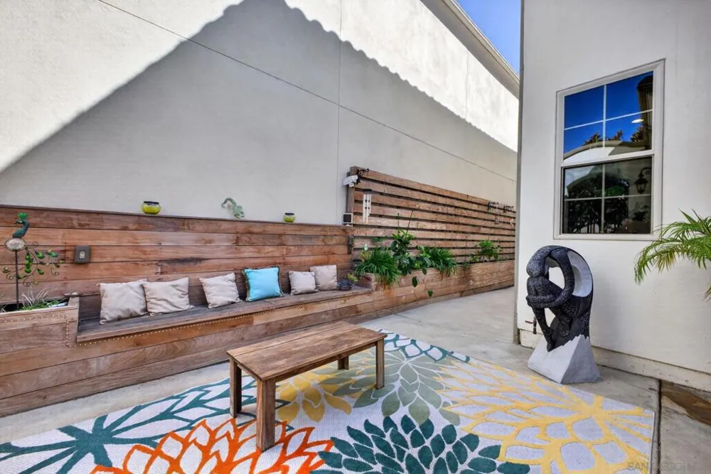 2985 Farragut Rd San Diego, CA 92106
