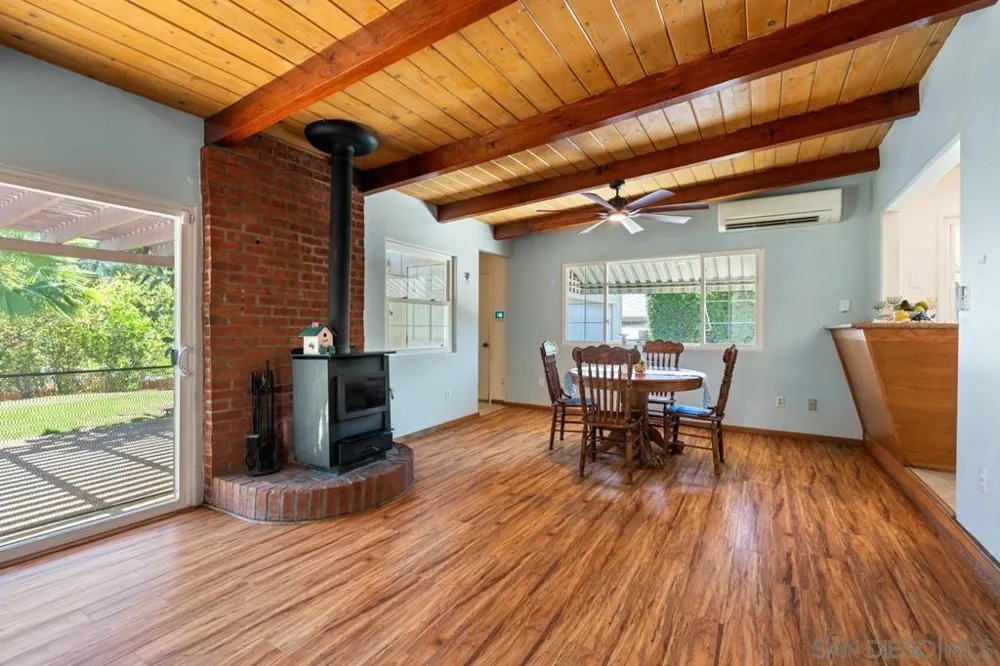 6031 Sinton La Mesa, CA 91942