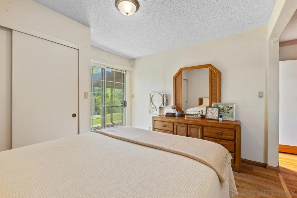 6031 Sinton La Mesa, CA 91942