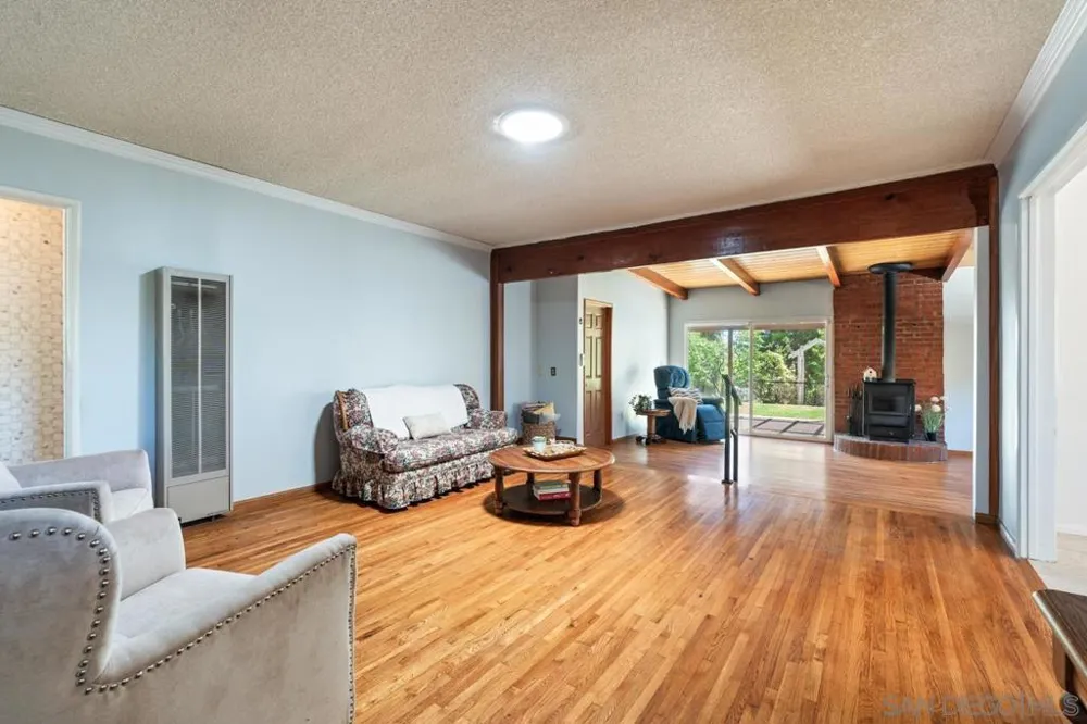 6031 Sinton La Mesa, CA 91942