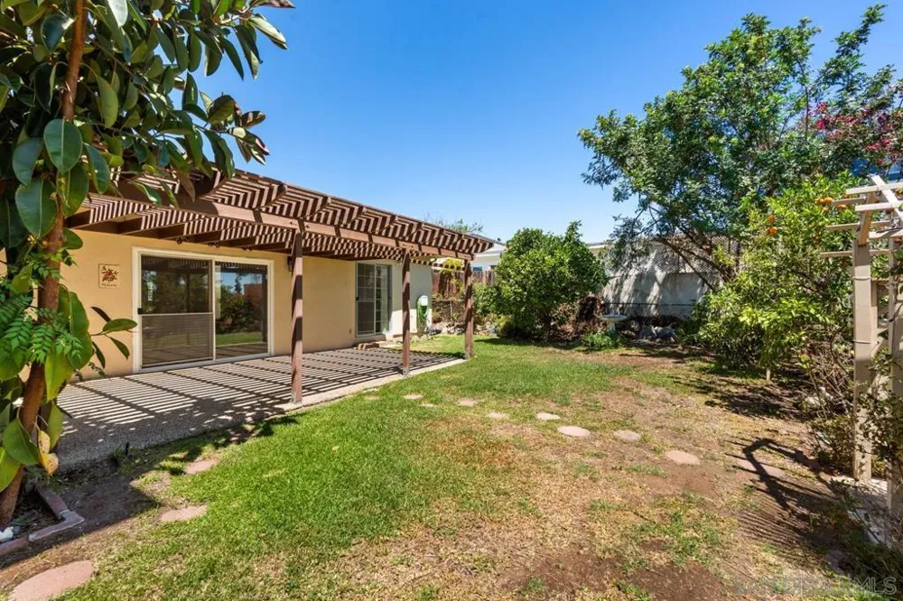 6031 Sinton La Mesa, CA 91942