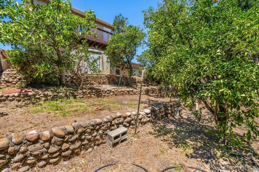 6031 Sinton La Mesa, CA 91942
