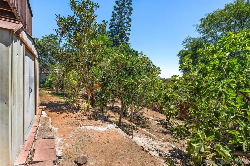 6031 Sinton La Mesa, CA 91942