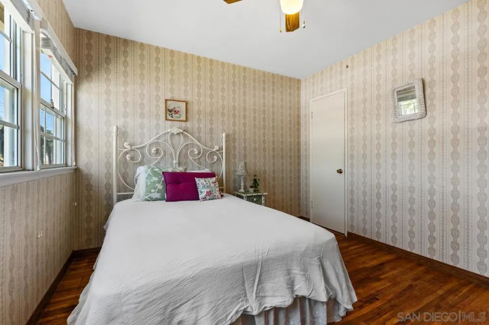 6031 Sinton La Mesa, CA 91942