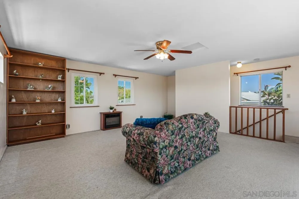 6031 Sinton La Mesa, CA 91942
