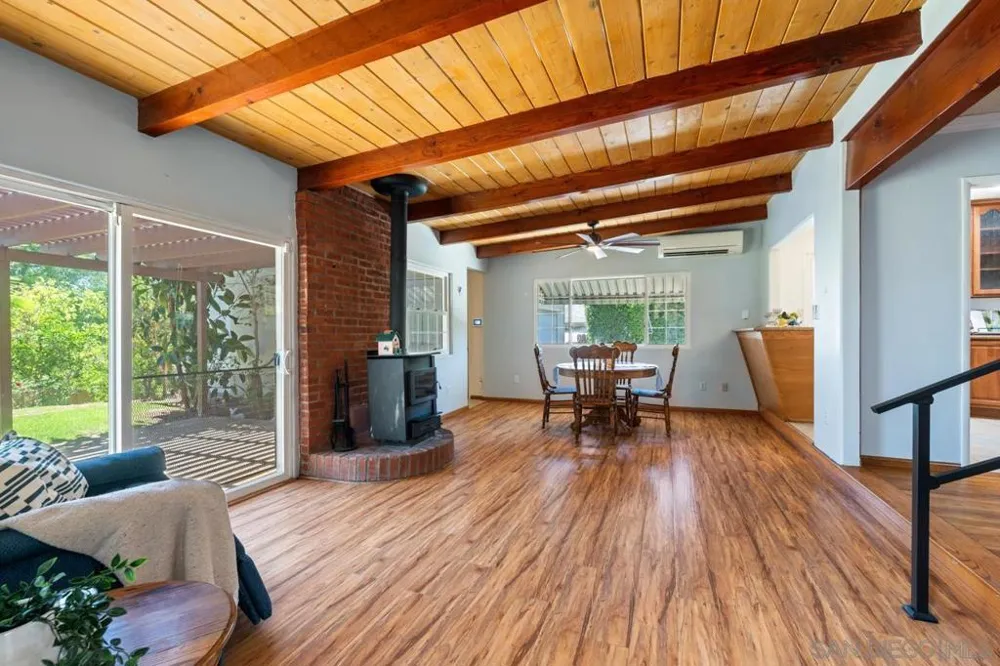 6031 Sinton La Mesa, CA 91942