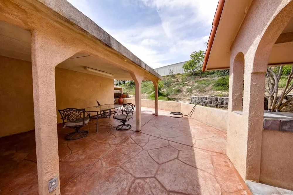387 Bay Leaf Dr Chula Vista, CA 91910