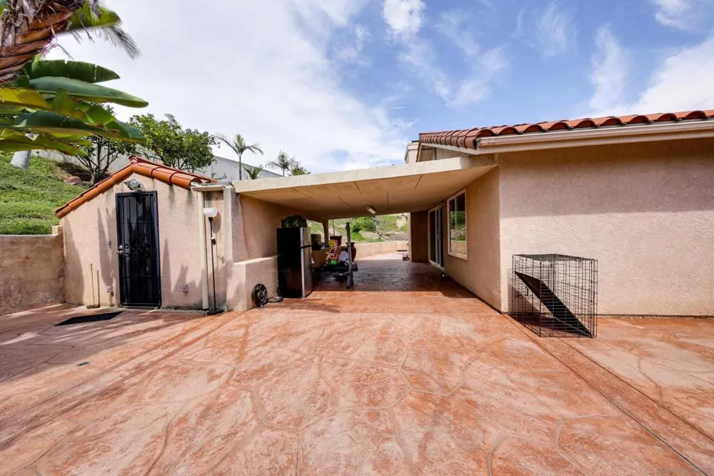387 Bay Leaf Dr Chula Vista, CA 91910