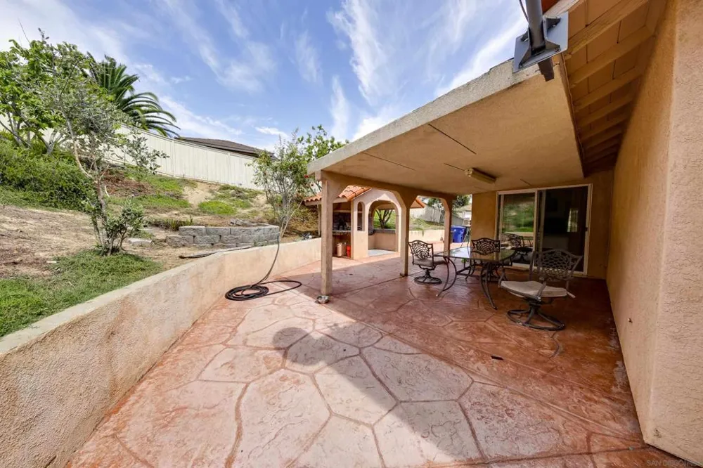 387 Bay Leaf Dr Chula Vista, CA 91910