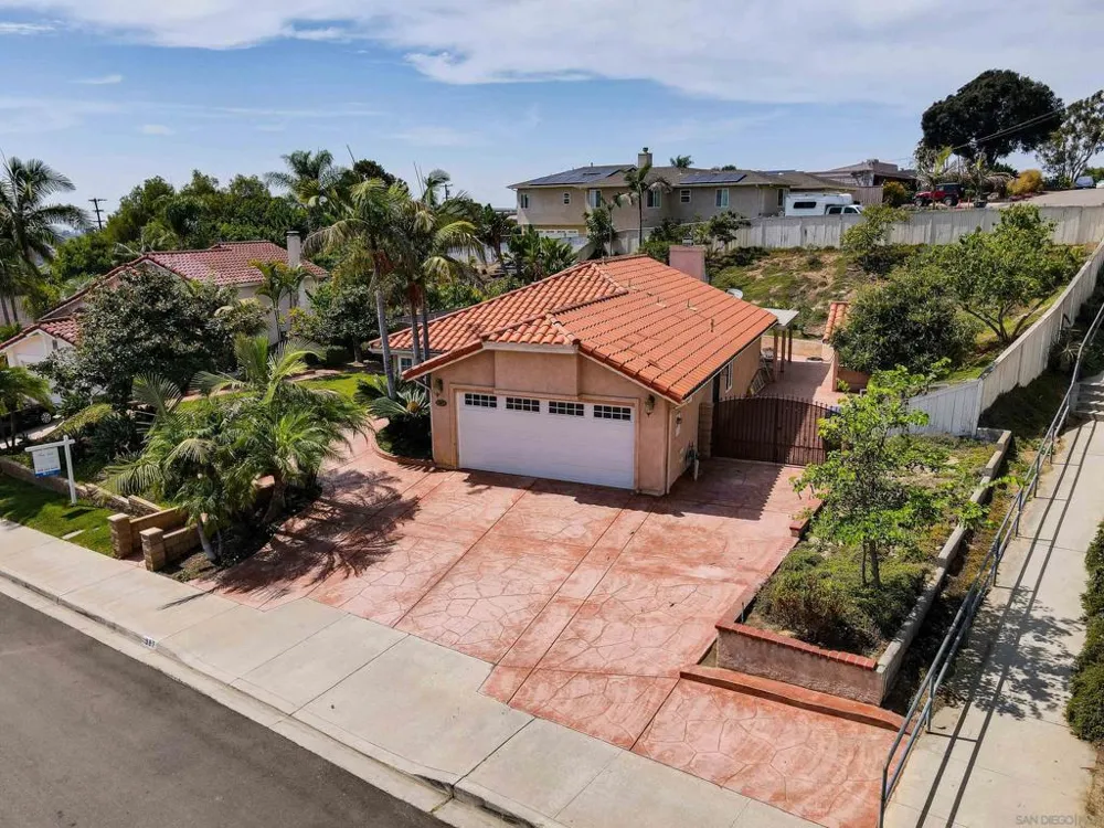 387 Bay Leaf Dr Chula Vista, CA 91910