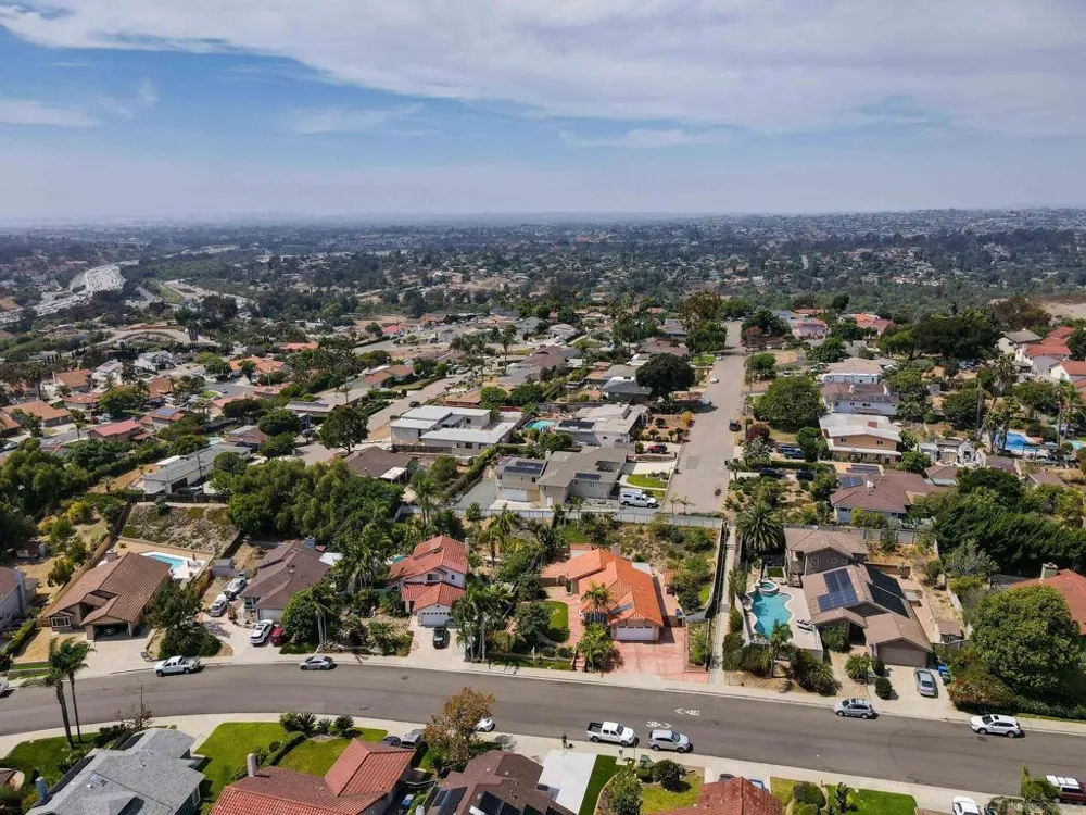 387 Bay Leaf Dr Chula Vista, CA 91910