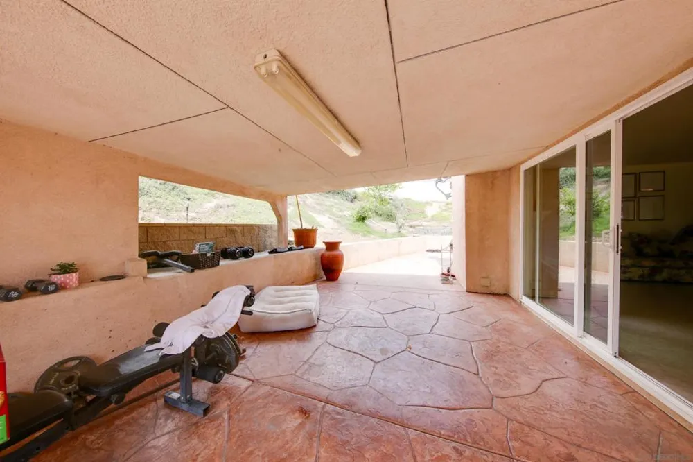 387 Bay Leaf Dr Chula Vista, CA 91910