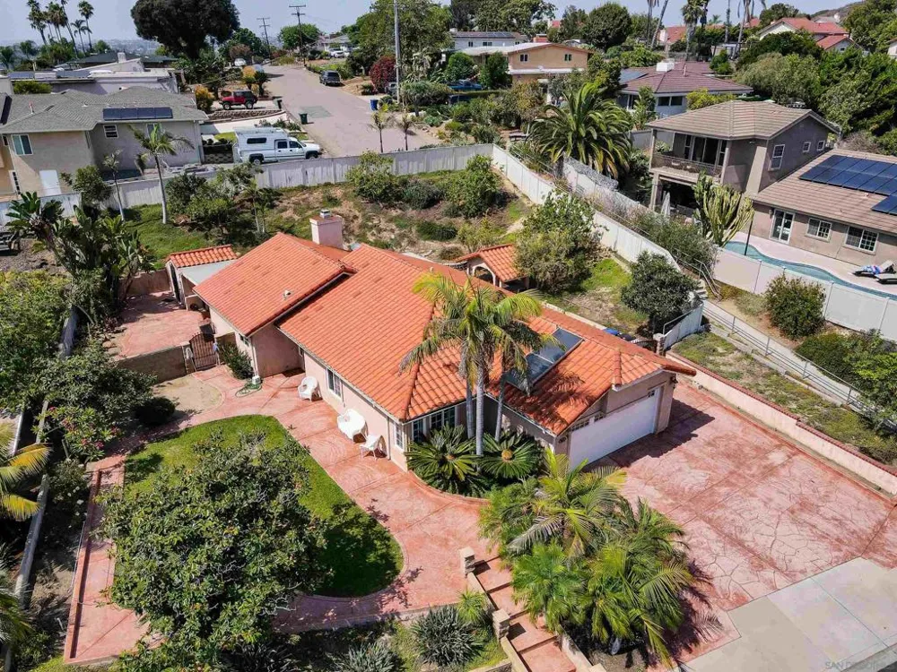 387 Bay Leaf Dr Chula Vista, CA 91910