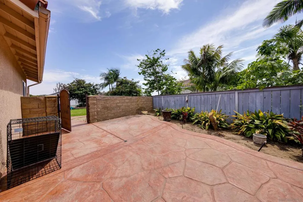387 Bay Leaf Dr Chula Vista, CA 91910