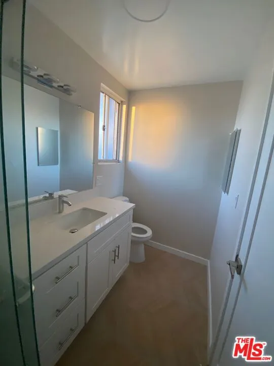 512 Evergreen Street #309 Inglewood, CA 90302