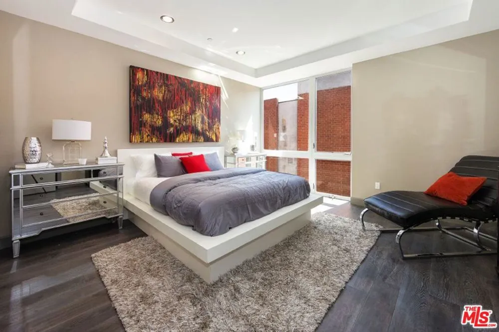 1217 HORN AVENUE #104 West Hollywood, CA 90069