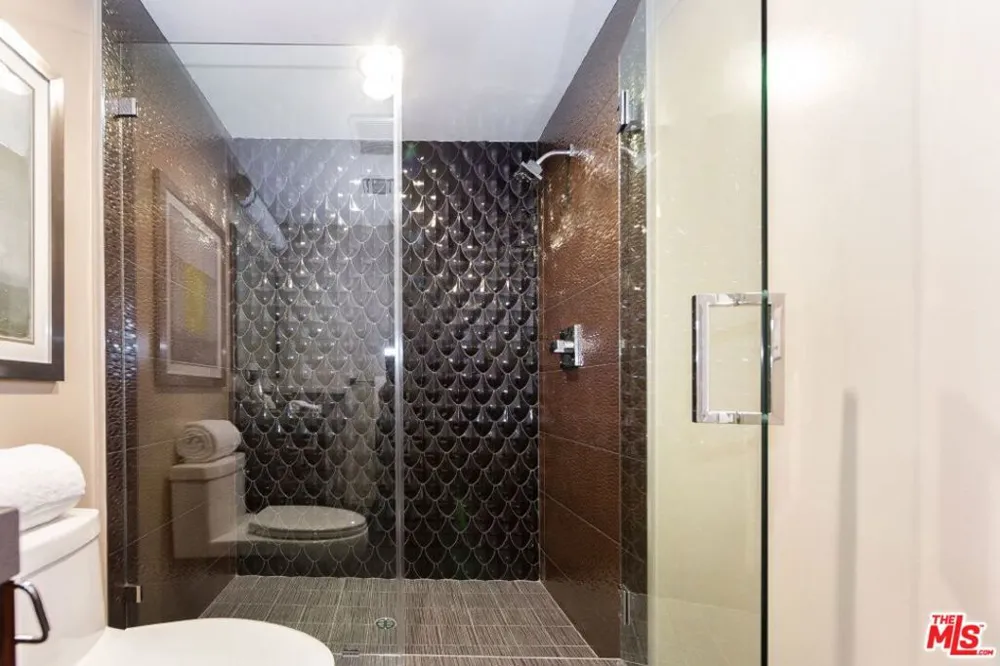 1217 HORN AVENUE #104 West Hollywood, CA 90069