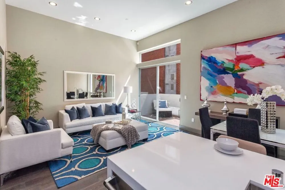 1217 HORN AVENUE #104 West Hollywood, CA 90069