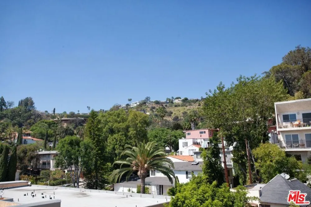 1217 HORN AVENUE #104 West Hollywood, CA 90069