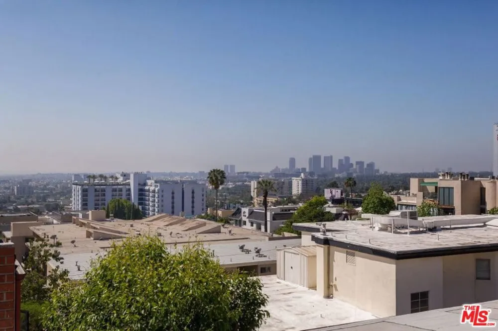 1217 HORN AVENUE #104 West Hollywood, CA 90069
