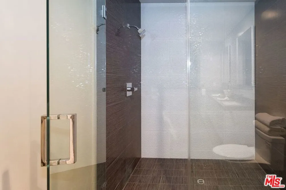 1217 HORN AVENUE #104 West Hollywood, CA 90069