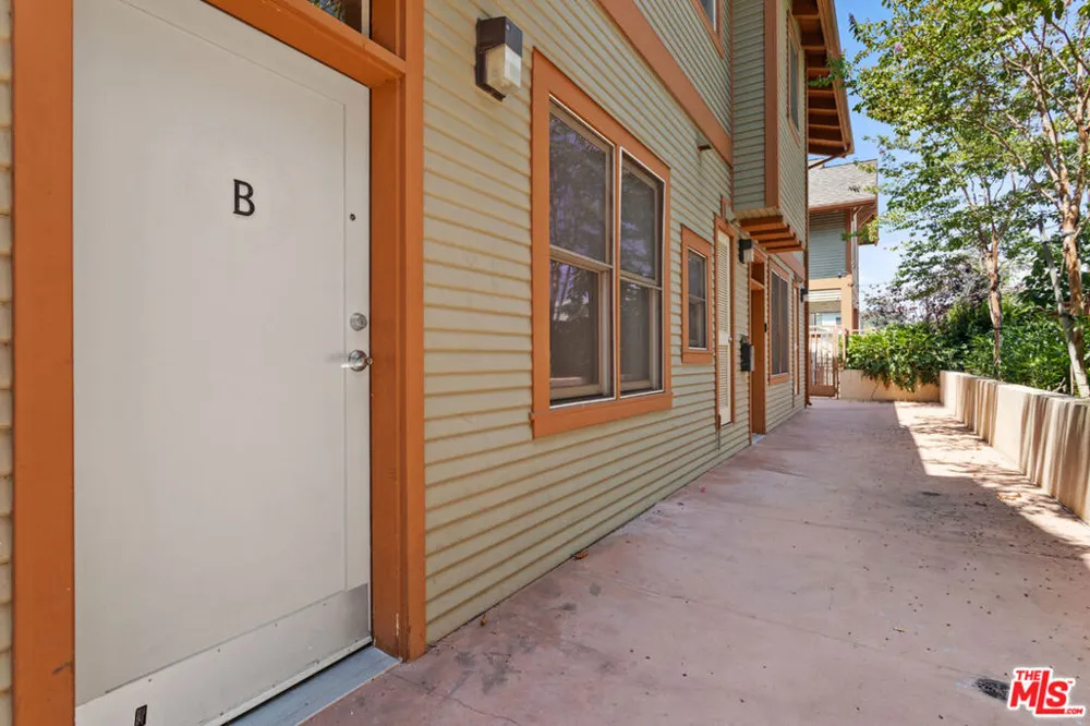 2317 Scarff Street #B Los Angeles, CA 90007