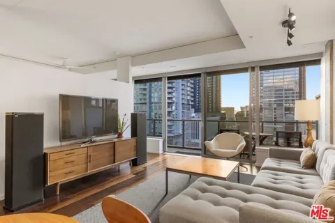 1155 S Grand Avenue #808