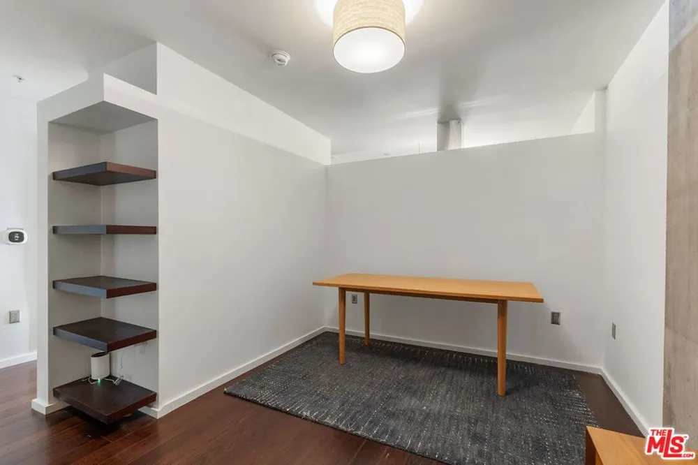 1155 S Grand Avenue #808 Los Angeles, CA 90015