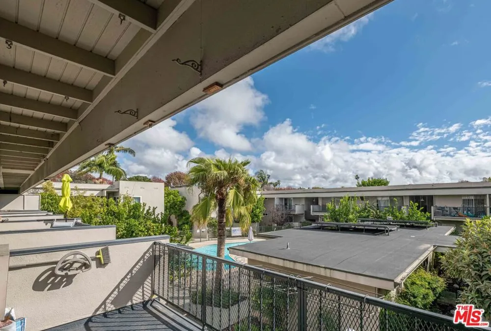 3166 S Sepulveda Boulevard #28 Los Angeles, CA 90034