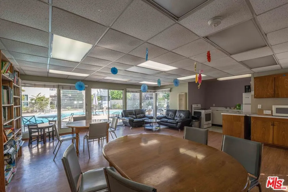 3166 S Sepulveda Boulevard #28 Los Angeles, CA 90034