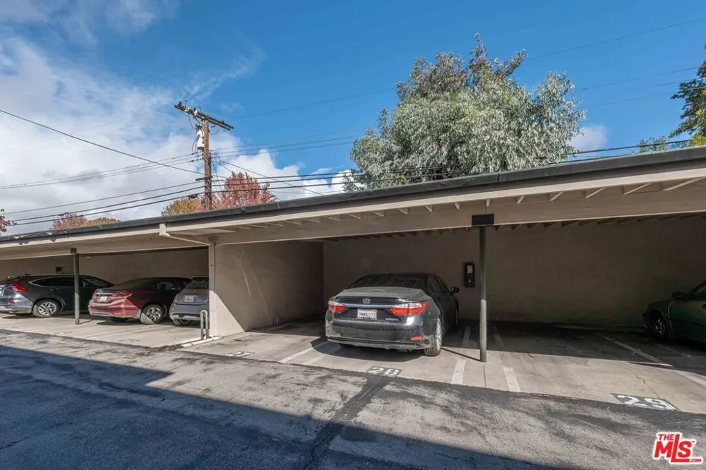 3166 S Sepulveda Boulevard #28 Los Angeles, CA 90034