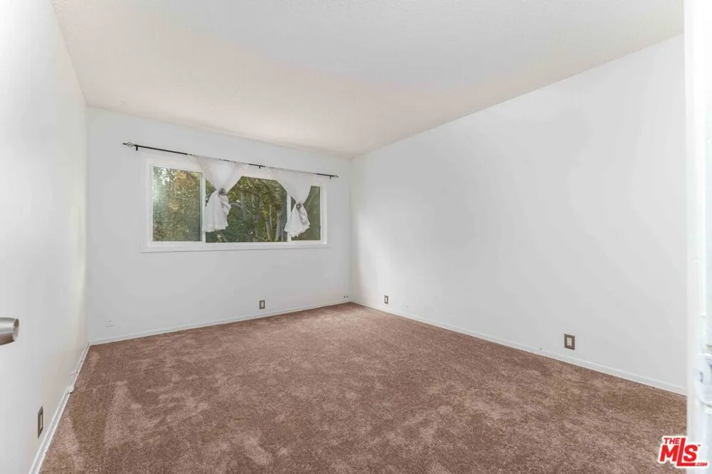 3166 S Sepulveda Boulevard #28 Los Angeles, CA 90034