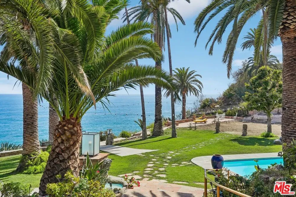 19419 Pacific Coast Highway Malibu, CA 90265