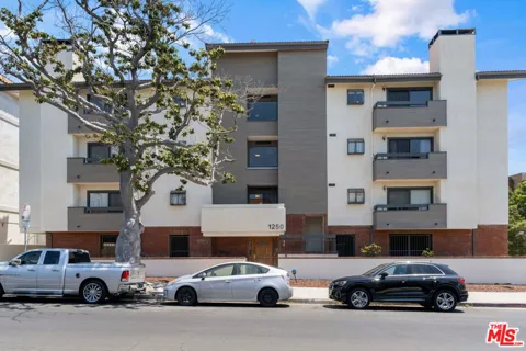 1250 Amherst Avenue #201