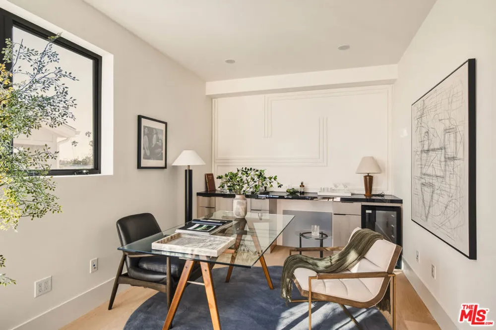 11967 Mayfield Ave #108 Los Angeles, CA 90049