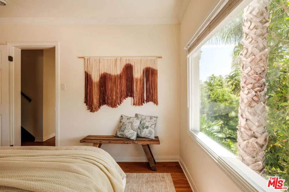 6750 Wedgewood Place Los Angeles, CA 90068
