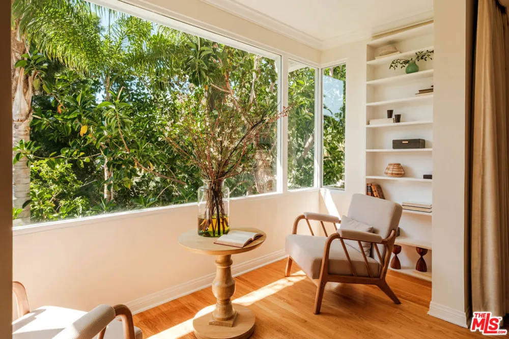 6750 Wedgewood Place Los Angeles, CA 90068