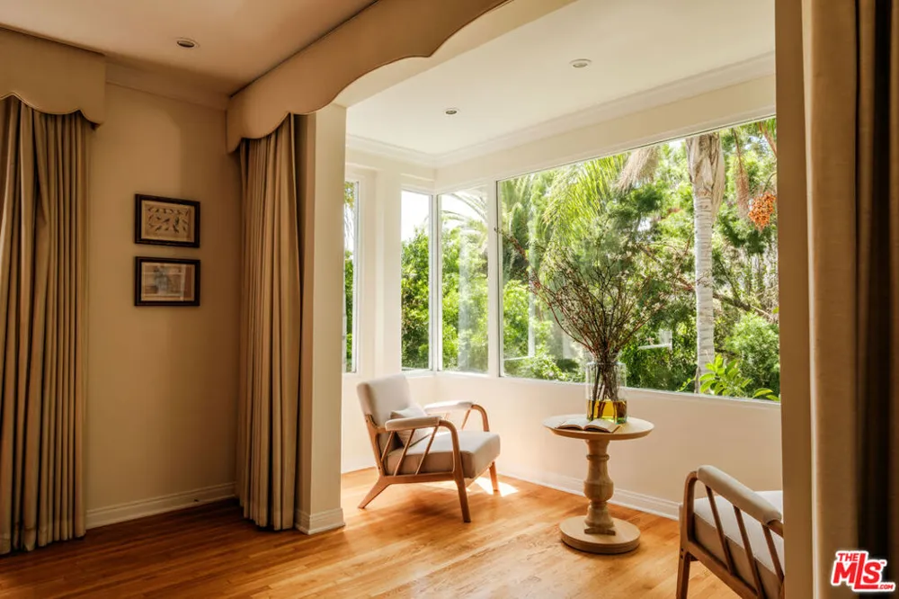 6750 Wedgewood Place Los Angeles, CA 90068
