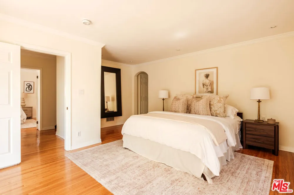 6750 Wedgewood Place Los Angeles, CA 90068